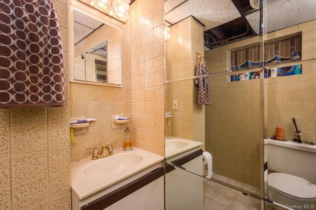 527 Willow Street, South Hempstead, NY 11550