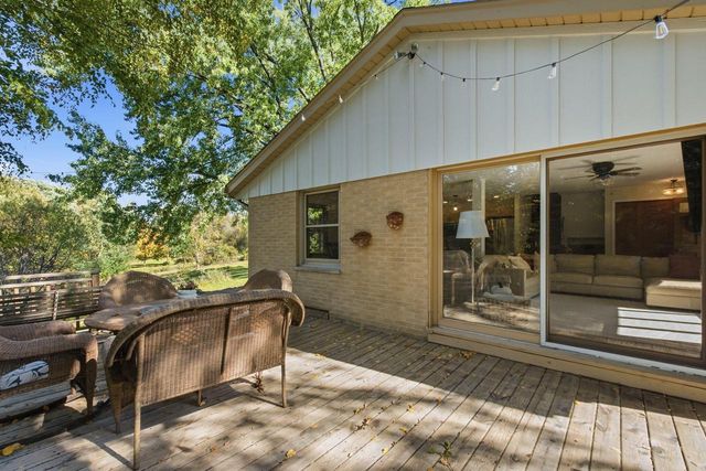 5974 Log House ROAD, Hartford, WI 53027