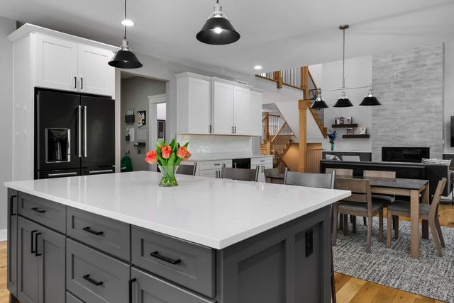 1922 Louis Drive, Crown Point, IN 46307