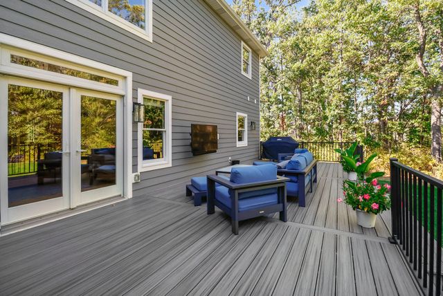 1922 Louis Drive, Crown Point, IN 46307