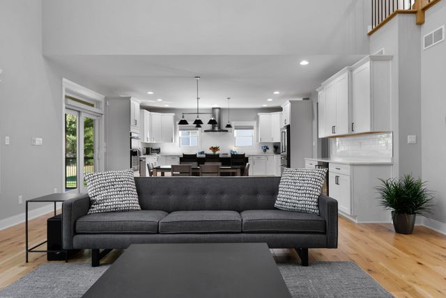 1922 Louis Drive, Crown Point, IN 46307