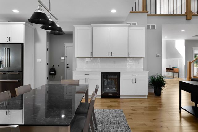 1922 Louis Drive, Crown Point, IN 46307