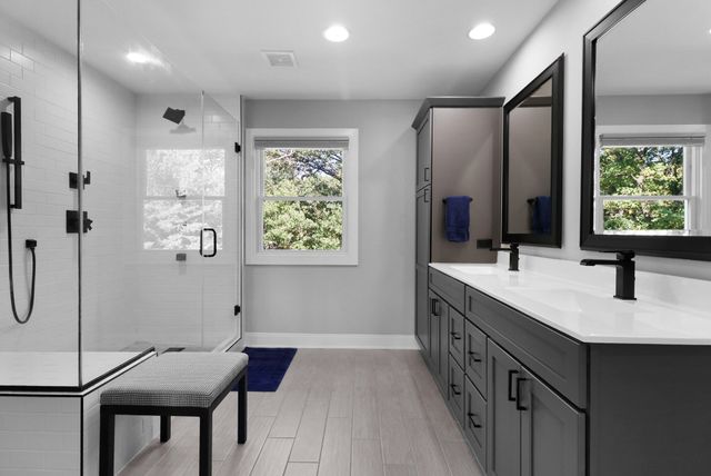 1922 Louis Drive, Crown Point, IN 46307