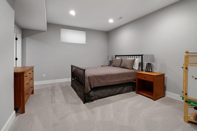 1922 Louis Drive, Crown Point, IN 46307