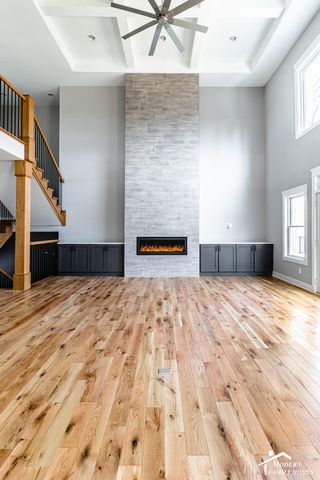 1922 Louis Drive, Crown Point, IN 46307