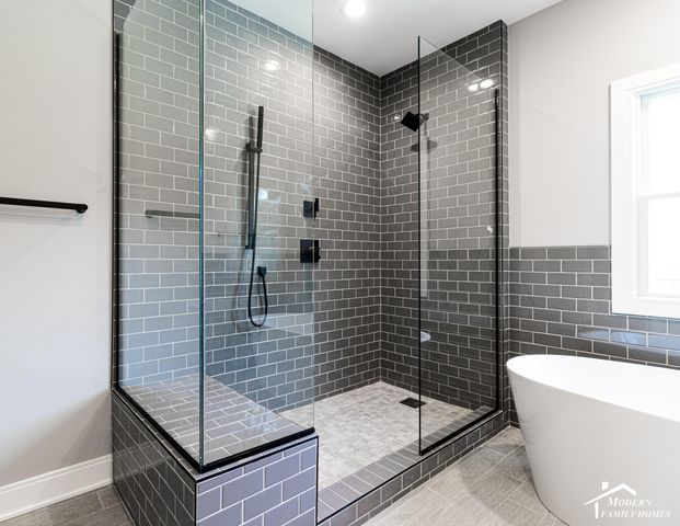 1922 Louis Drive, Crown Point, IN 46307