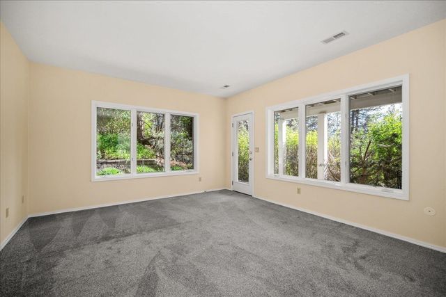 6502 S Highland Park Dr, Spokane, WA 99223
