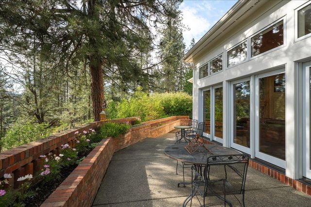 6502 S Highland Park Dr, Spokane, WA 99223