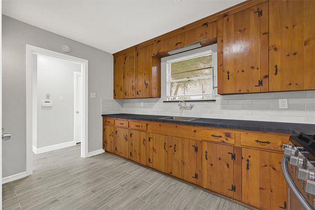 205 Grammar Road, Houston, TX 77047