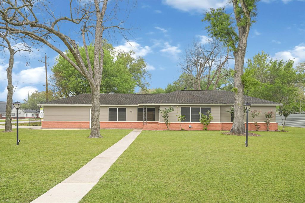 205 Grammar Road, Houston, TX 77047