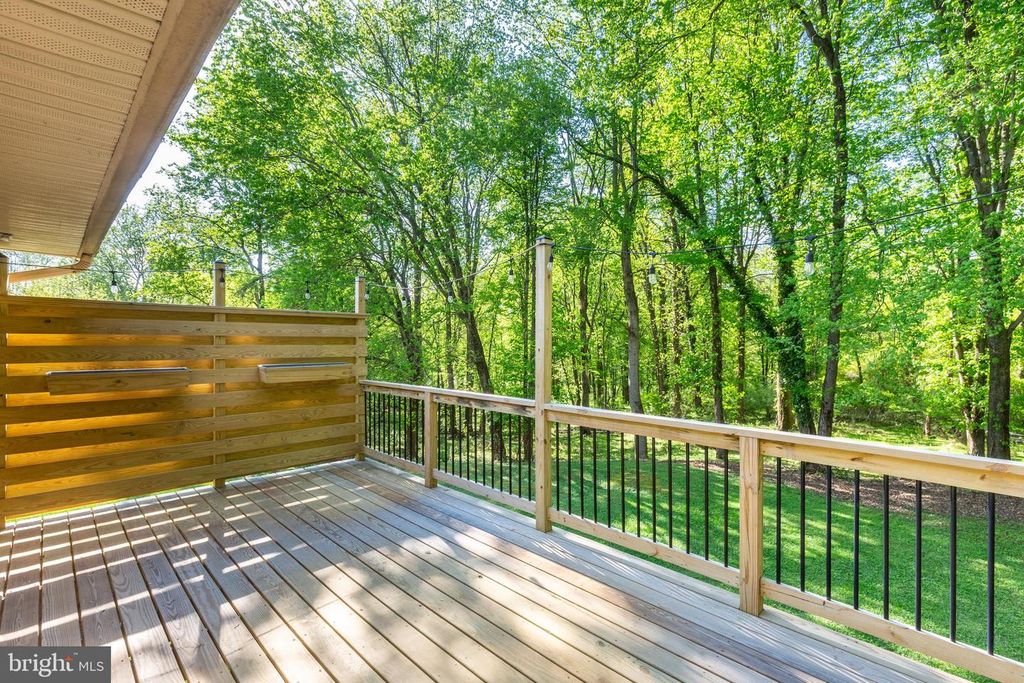 Image 14 of property listing at 12360 GREENSPRING AVE, Owings Mills, MD 21117