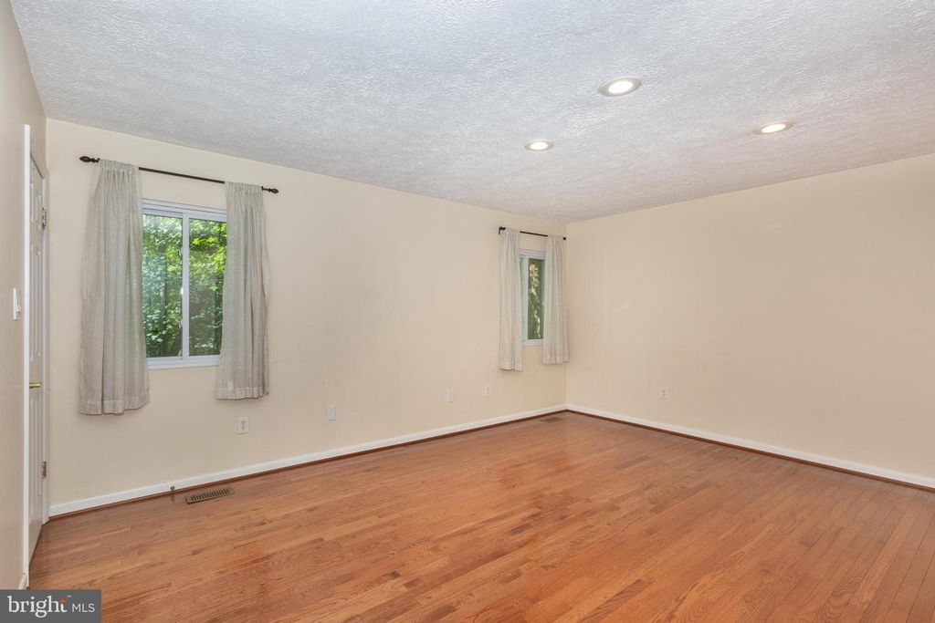 Image 19 of property listing at 12360 GREENSPRING AVE, Owings Mills, MD 21117