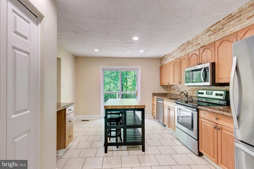 Image 8 of property listing at 12360 GREENSPRING AVE, Owings Mills, MD 21117