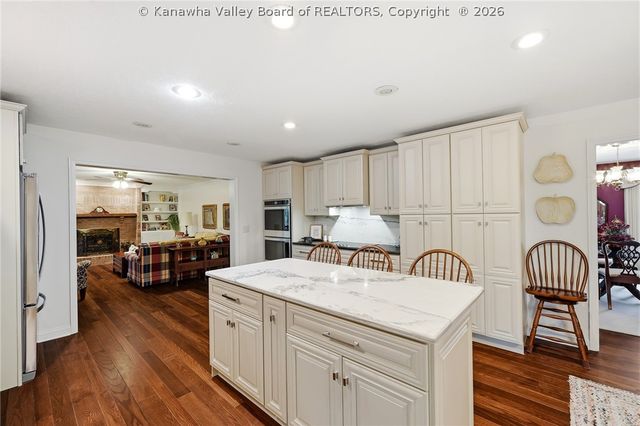 404 Woodbridge Drive, Charleston, WV 25311