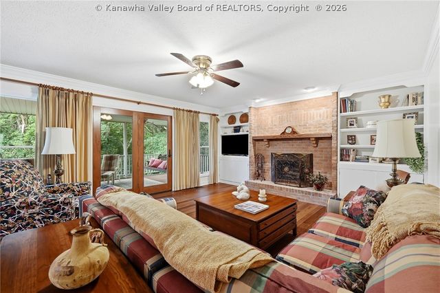 404 Woodbridge Drive, Charleston, WV 25311