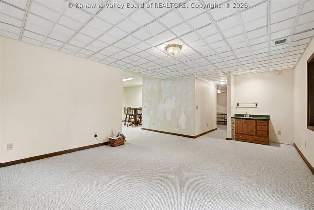 404 Woodbridge Drive, Charleston, WV 25311