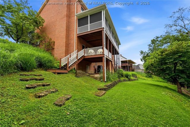 404 Woodbridge Drive, Charleston, WV 25311