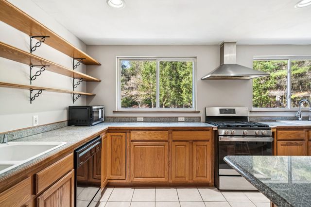 941 Willow Brook Road, Plainfield, NH 03781