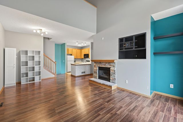 10705 Unity Street NW 6, Coon Rapids, MN 55433