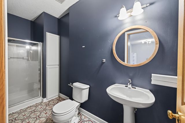 10705 Unity Street NW 6, Coon Rapids, MN 55433