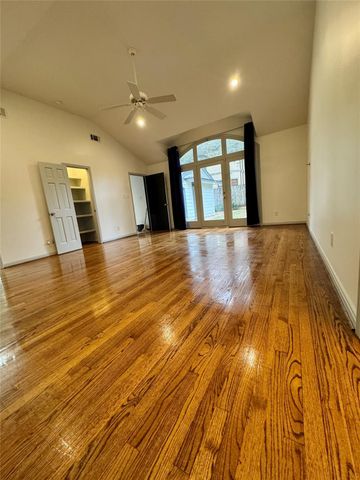 3805 Piping Rock Lane Lane, Houston, TX 77027