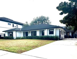 3805 Piping Rock Lane Lane, Houston, TX 77027