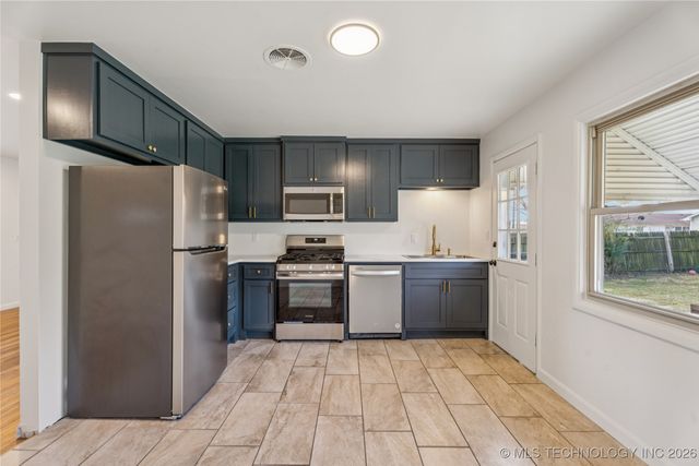 3022 S Norwood Avenue, Tulsa, OK 74114