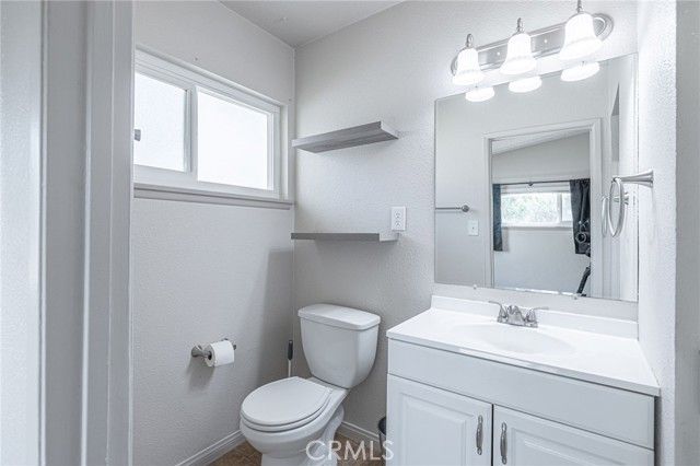 1156 W Avenue J14, Lancaster, CA 93534