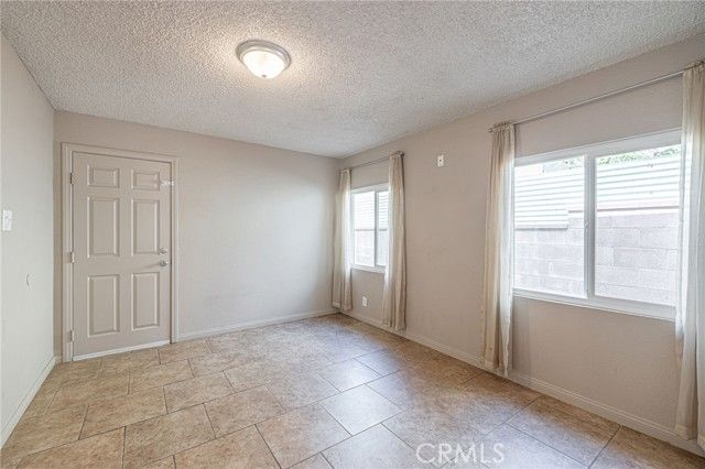 1156 W Avenue J14, Lancaster, CA 93534