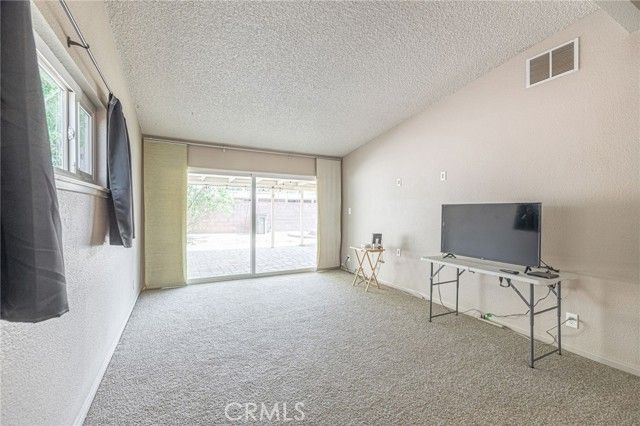 1156 W Avenue J14, Lancaster, CA 93534