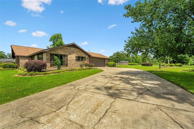 117 Camelia Avenue, Dequincy, LA 70633