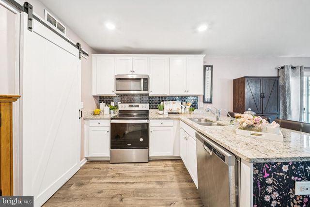 17912 MERIWETHER LEWIS ST, Ruther Glen, VA 22546