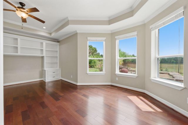 8403 Greenridge Manor Ln, Spring, TX 77389