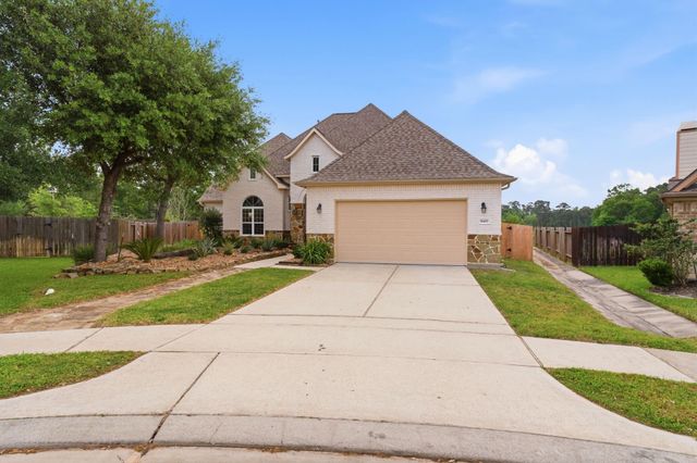 8403 Greenridge Manor Ln, Spring, TX 77389
