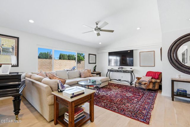 14 Nadine Court, Newbury Park, CA 91320