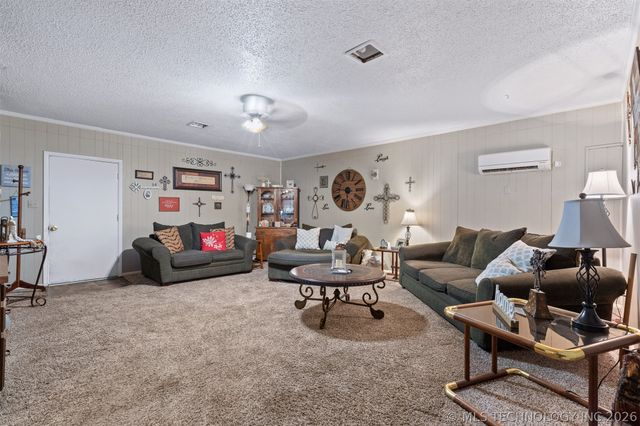 901 E 6th Street, Sulphur, OK 73086