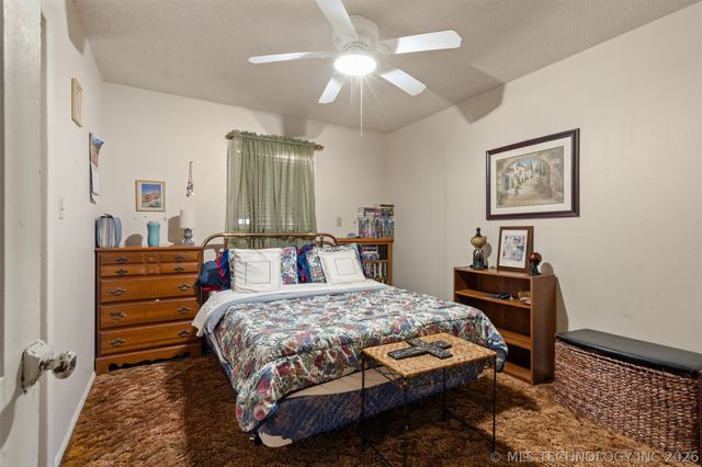 901 E 6th Street, Sulphur, OK 73086