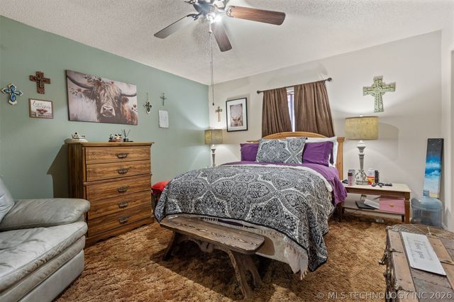 901 E 6th Street, Sulphur, OK 73086