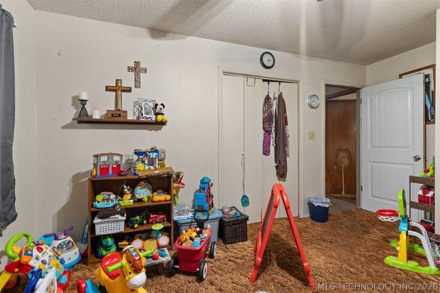 901 E 6th Street, Sulphur, OK 73086