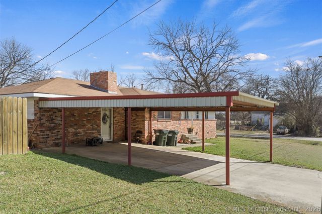 901 E 6th Street, Sulphur, OK 73086