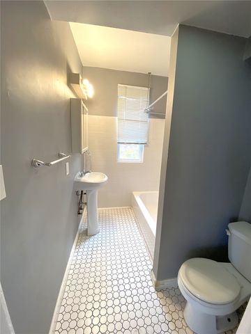 710 Collins Ave, East Liberty, PA 15206