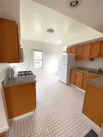 710 Collins Ave, East Liberty, PA 15206