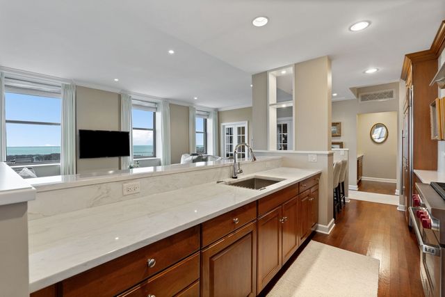 310 S Michigan Avenue 1100, Chicago, IL 60604