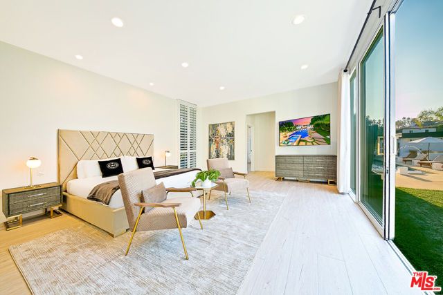 703 N Maple Drive, Beverly Hills, CA 90210