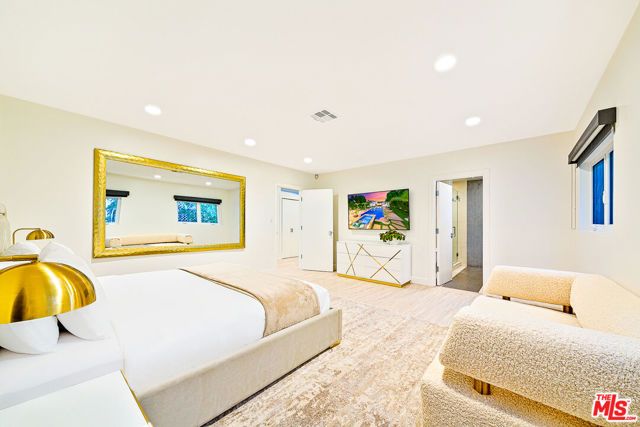 703 N Maple Drive, Beverly Hills, CA 90210