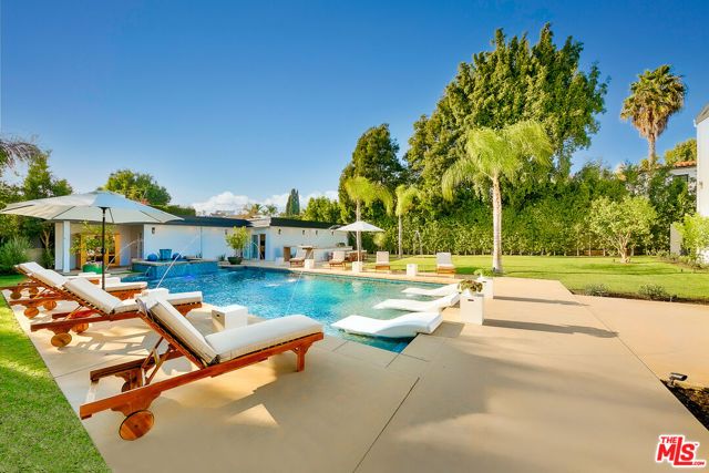 703 N Maple Drive, Beverly Hills, CA 90210