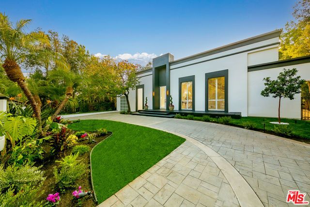 703 N Maple Drive, Beverly Hills, CA 90210