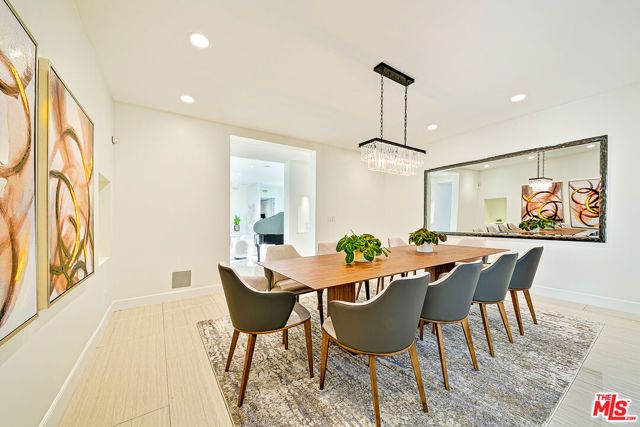 703 N Maple Drive, Beverly Hills, CA 90210