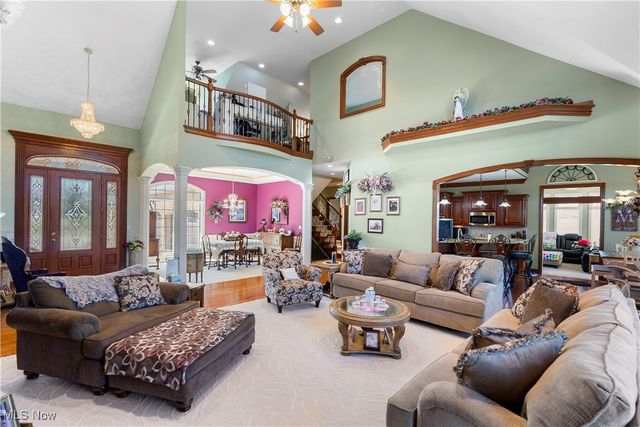 3495 Chadwick Drive, Uniontown, OH 44685