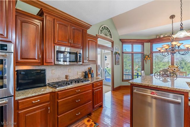 3495 Chadwick Drive, Uniontown, OH 44685